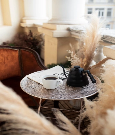 How to Incorporate Trendy Coffee Tables into Different Interior Styles?