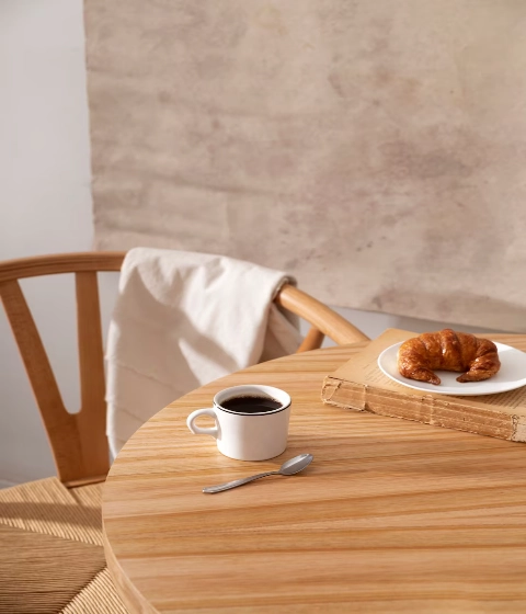 How to Match Dining Table Dimensions with Room Proportions Effectively?