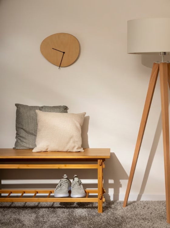 The Bench Renaissance: Multi-Functional Seating Redefining 2025 Interiors