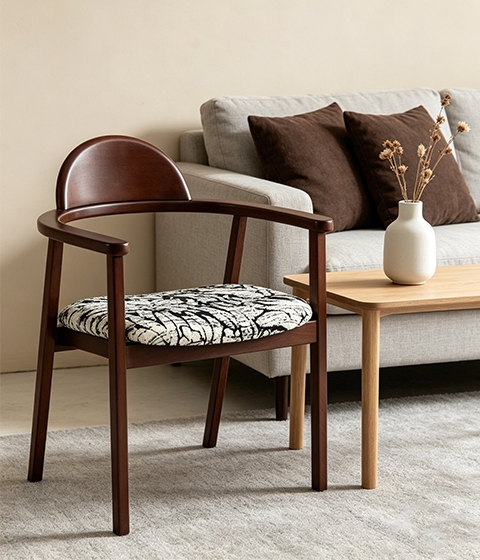 Choosing the Perfect Dining Chair: How to Choose the Most Suitable Style Based on Your Home Style